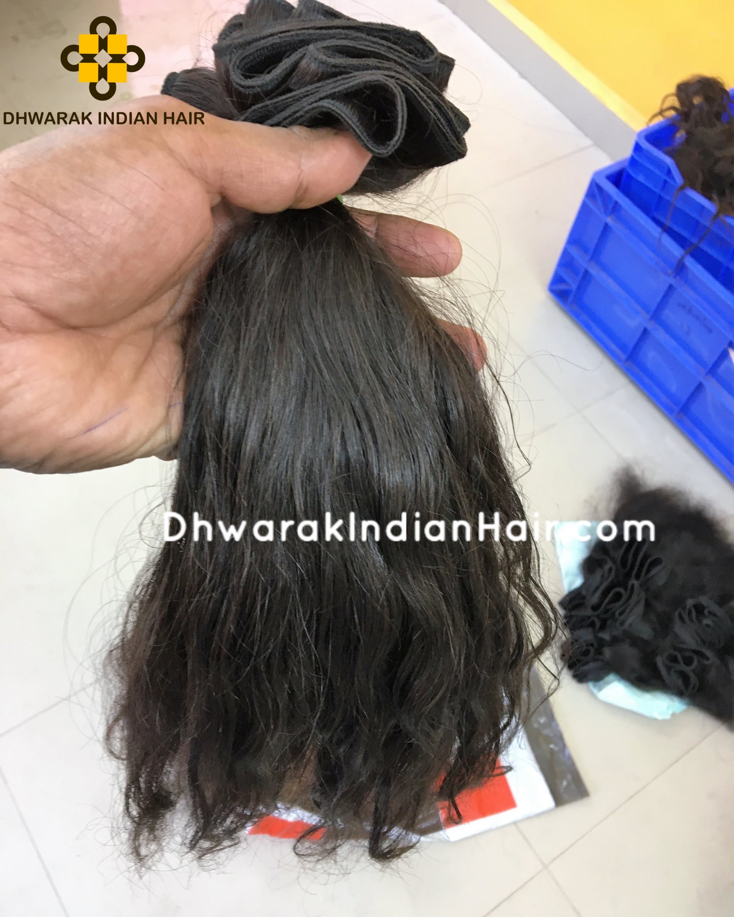 Offres groupées de cheveux noirs indiens raides