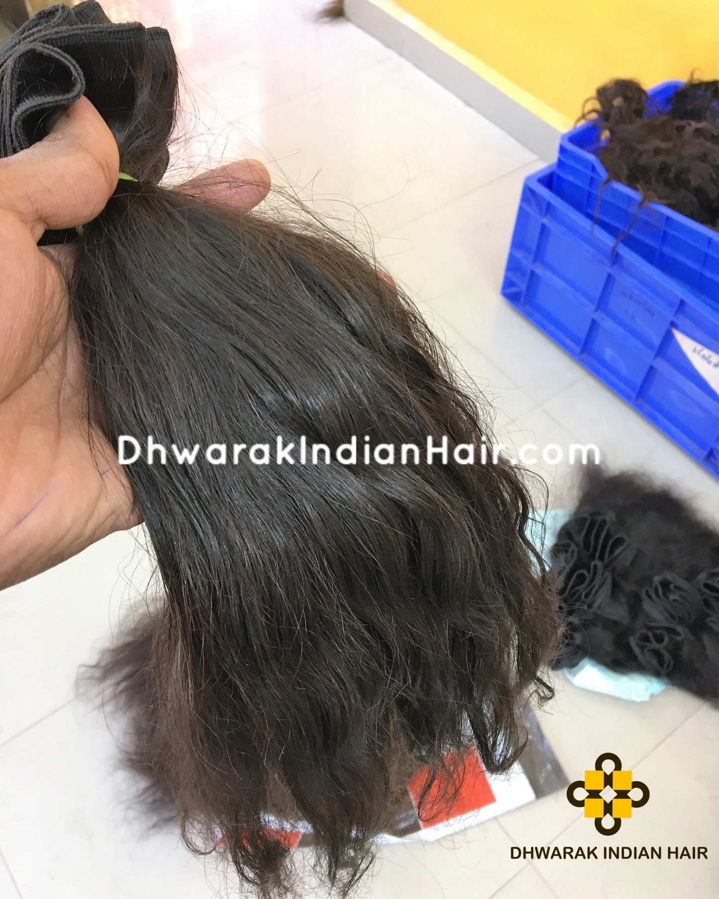 Offres groupées de cheveux noirs indiens raides
